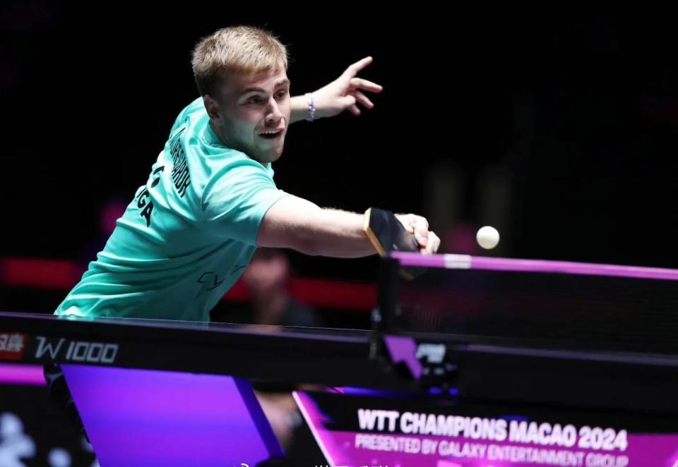 埃米利亚诺 埃米利亚诺